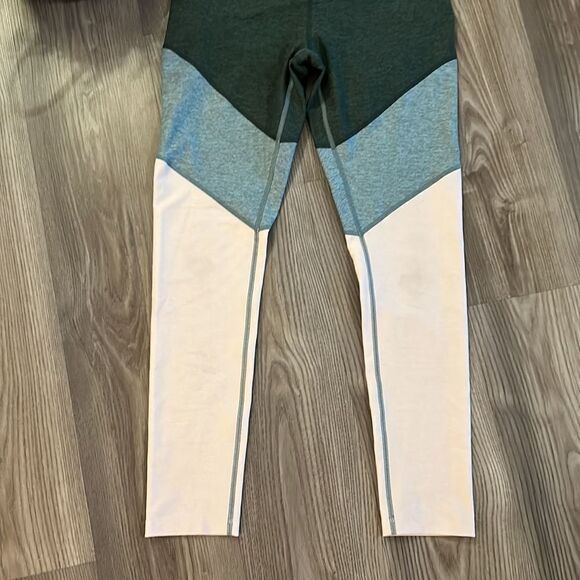 OUTDOOR VOICES GREEN AND PINK ATHLETIC WORKOUT LEGGINGS SIZE MEDIUM - Picture 4 of 4